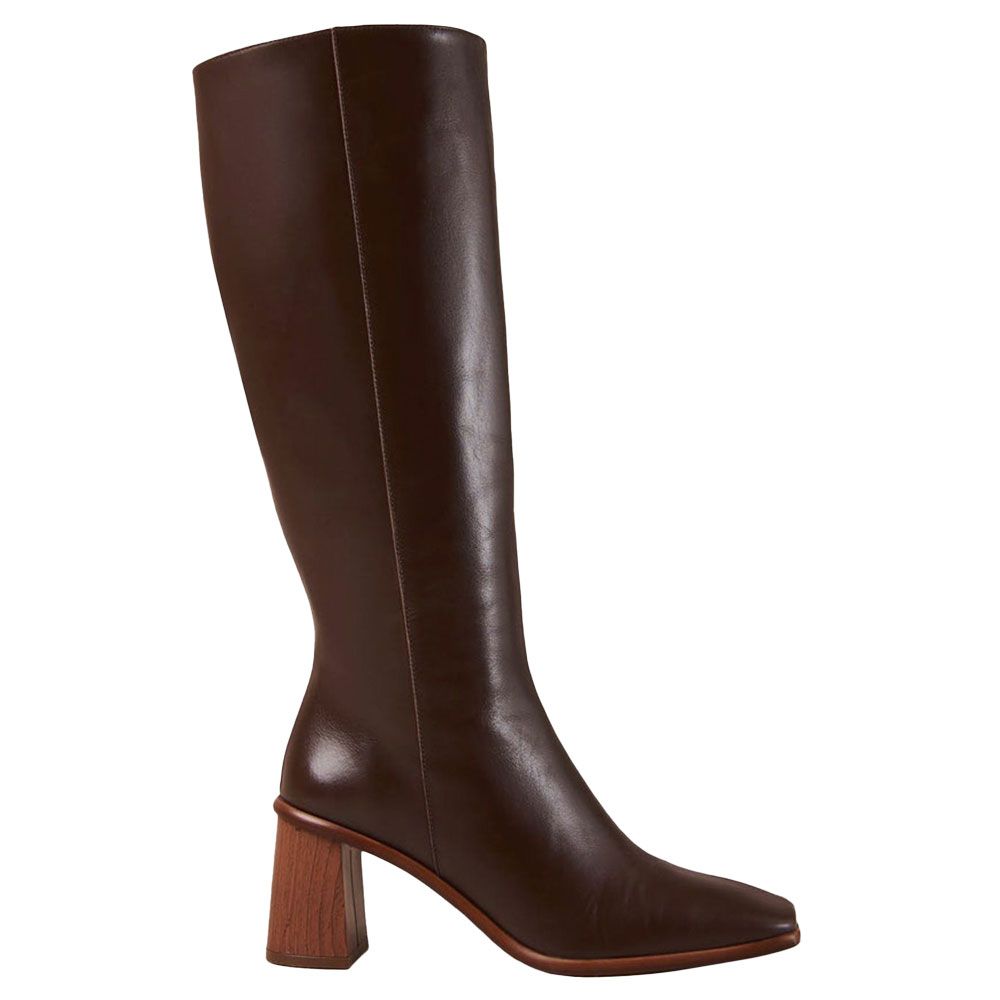 15 Best Square Toe Boots for Women This Fall and Winter