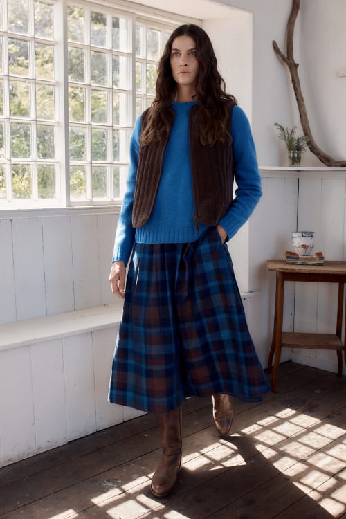 5 easy ways to master wearing a skirt for winter