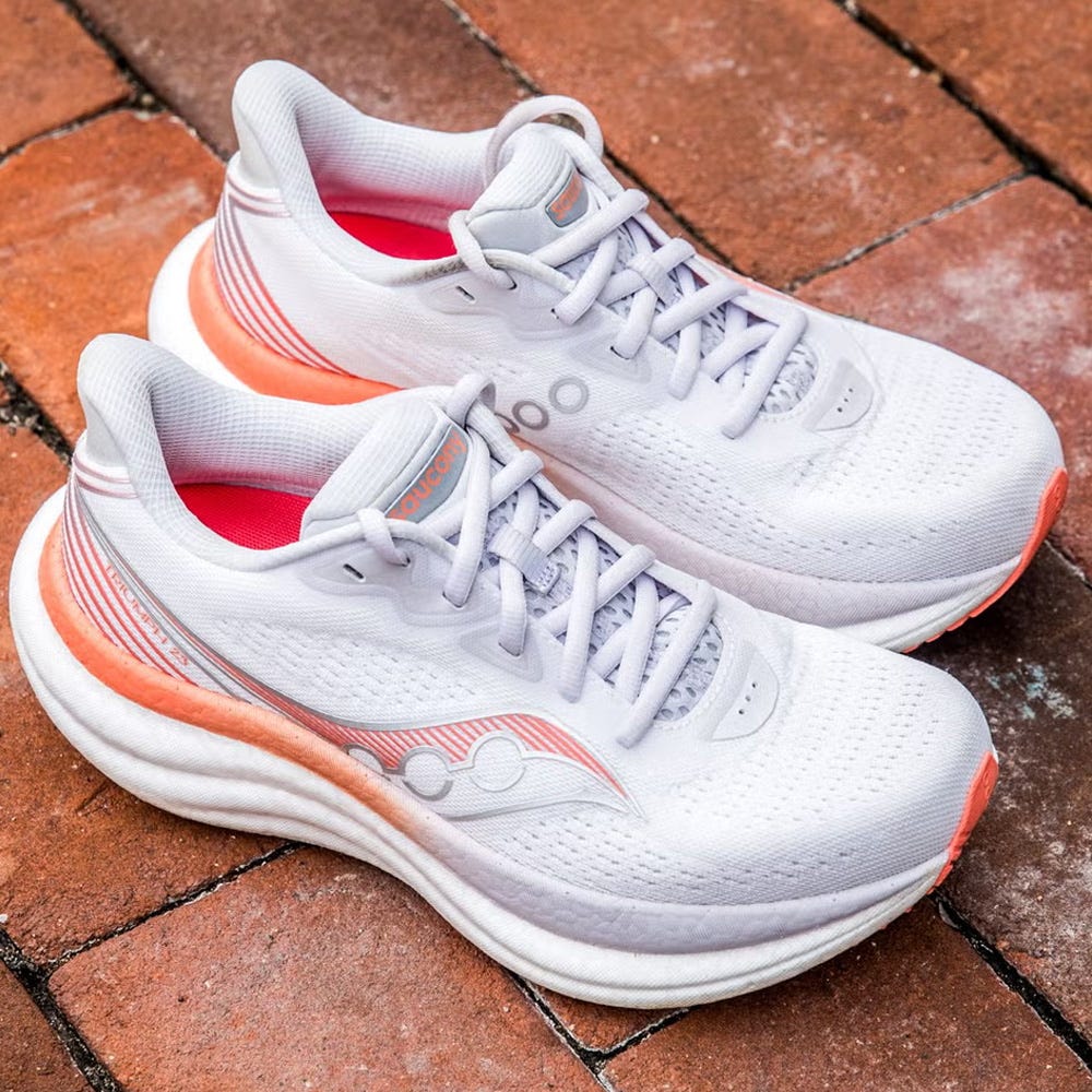 saucony carbon fibre running shoes