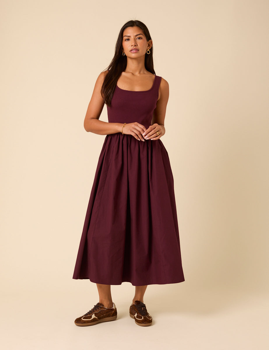 green emerald velvet dress Generic Women's Summer Pockets Plain Midi Dress Sleeveless Ruffle Sleeve  Loose Fitting Flowy Pleated Dress Primark Women's Dress, White, S :  Amazon.co.uk: Fashion main image 1